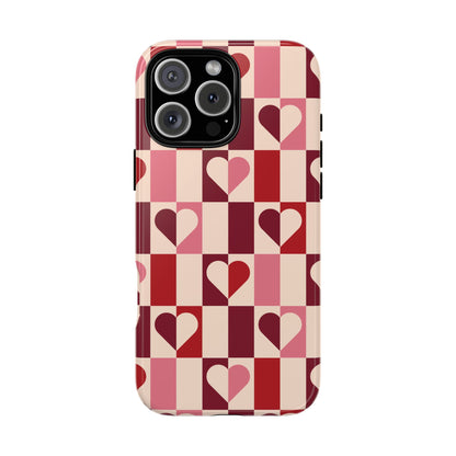 Funda para iPhone con corazones geométricos Devoted