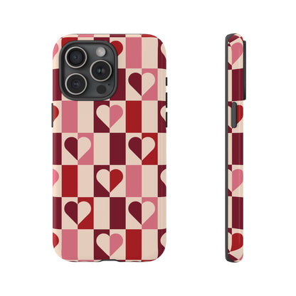 Funda para iPhone con corazones geométricos Devoted