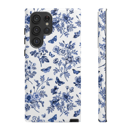 Estuche Galaxy con diseño floral azul y jardín de mariposas