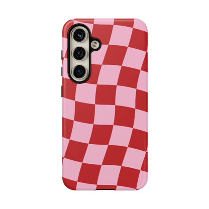 In Check | Wavy Checkerboard Case