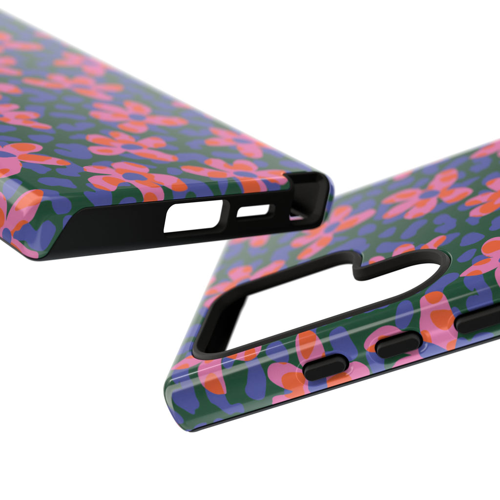 Spotted Daisy | Floral Galaxy Case