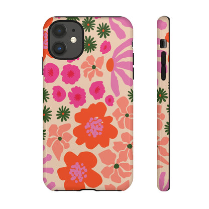 Funda para iPhone con diseño floral y flores en plena floración