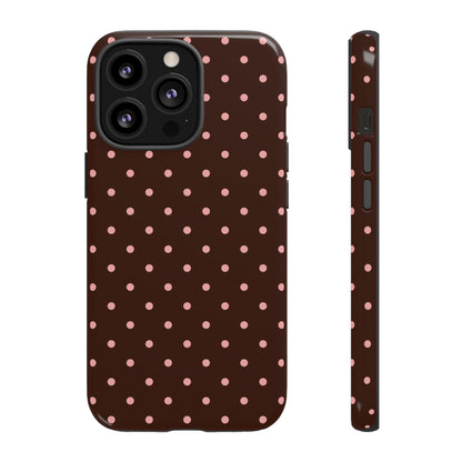 Bonita en rosa | Funda para iPhone con lunares marrones