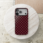 Pretty Please | Funda para iPhone con lunares burdeos