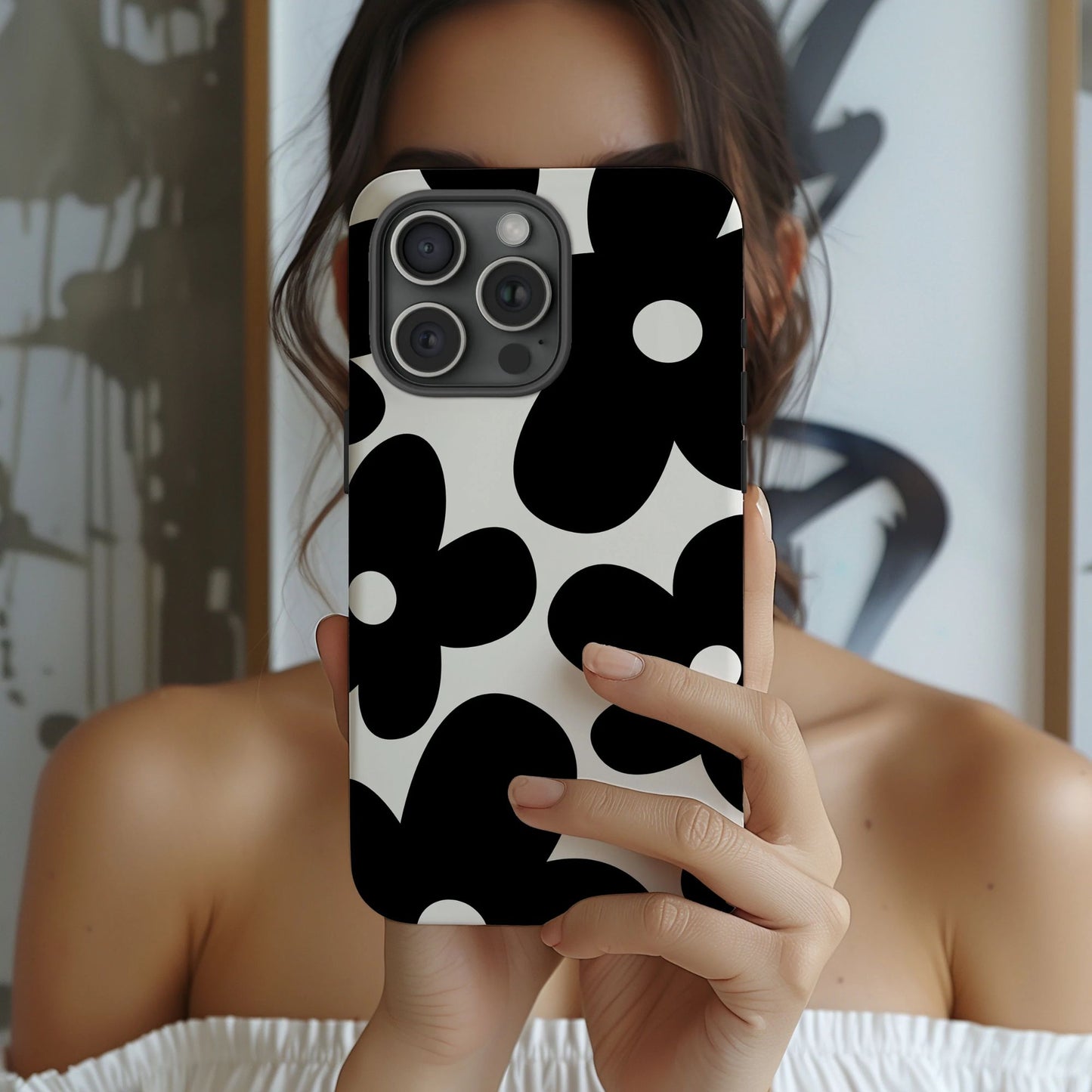 Y2K Daisy | Black & White Flower Case