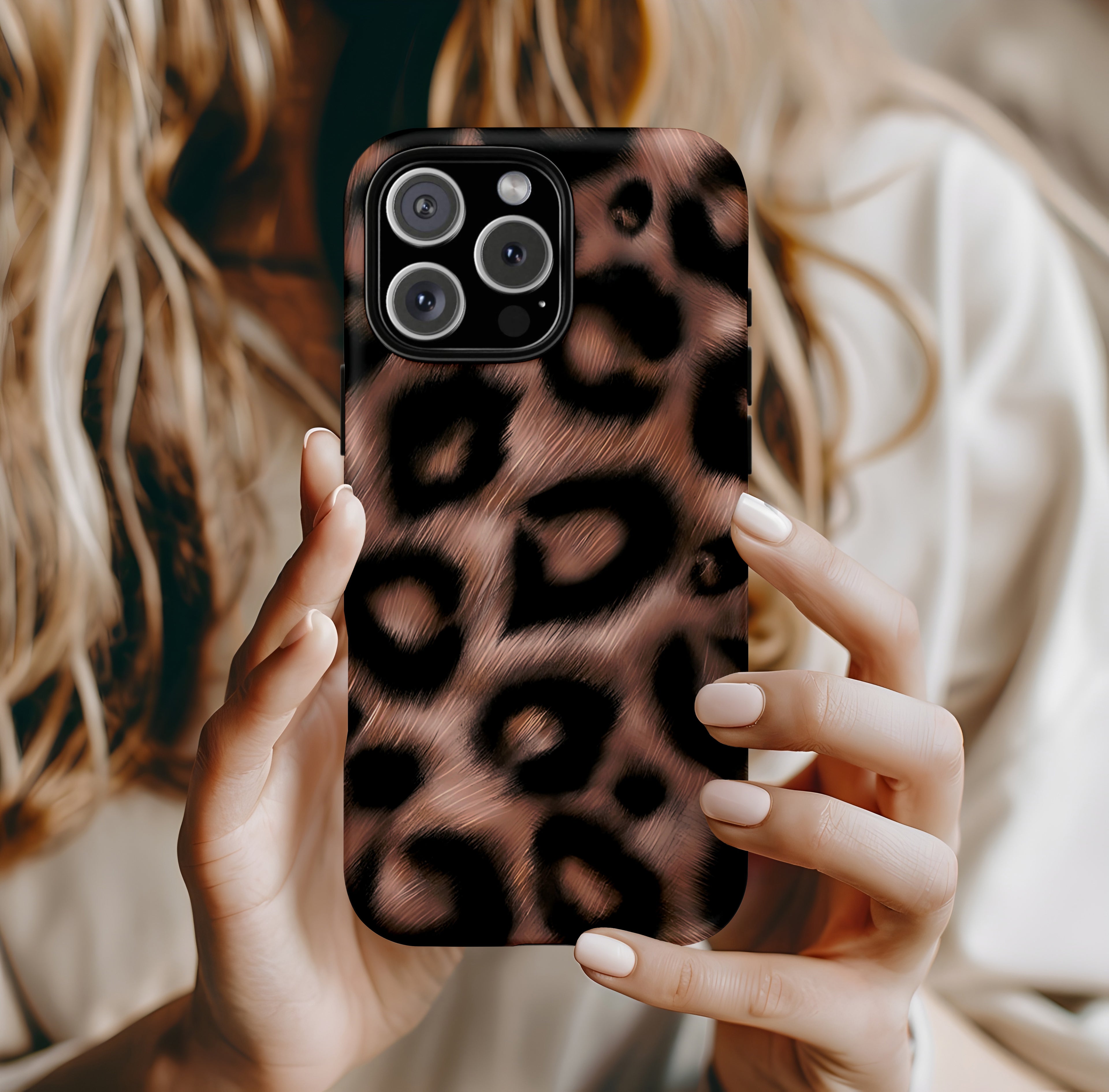 Diva | Funda para iPhone con estampado de leopardo